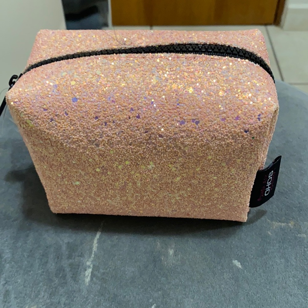 SoHO makeup 💄 bag